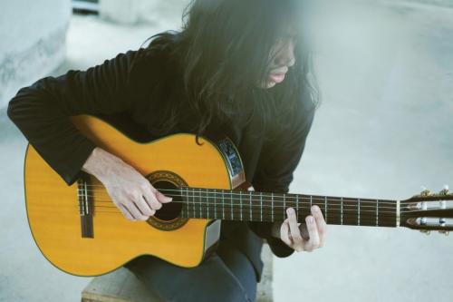 Luasnya Dunia Musik Gerald Situmorang